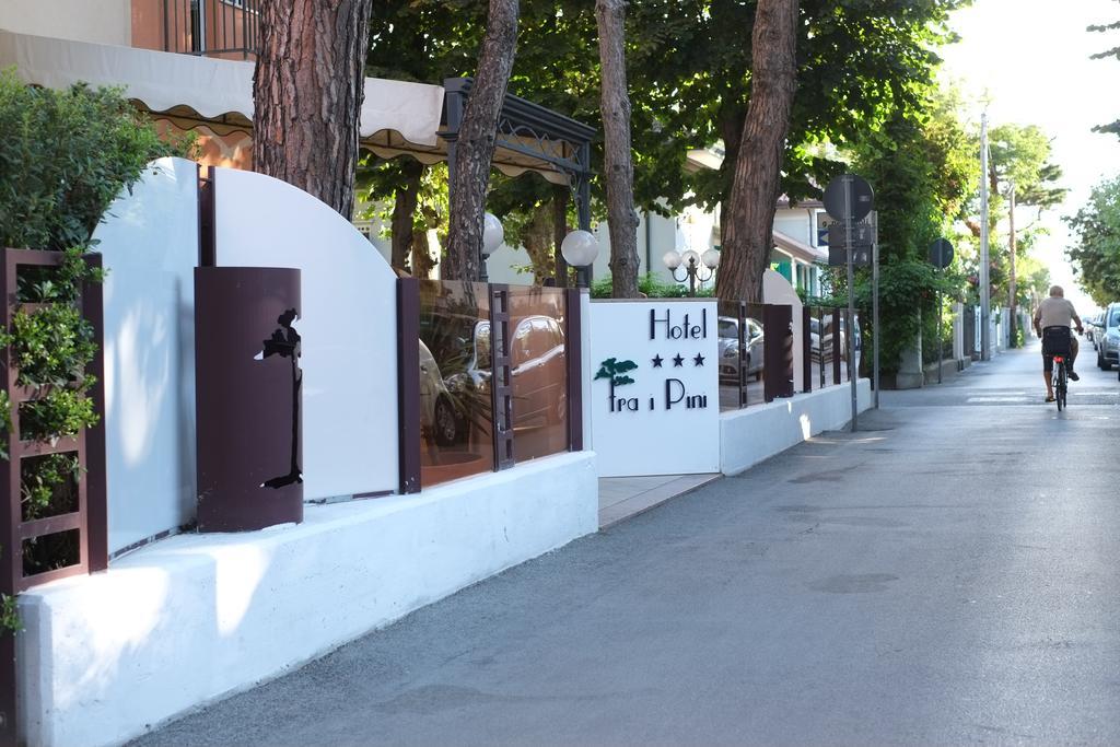 Hotel Fra I Pini Rimini Luaran gambar
